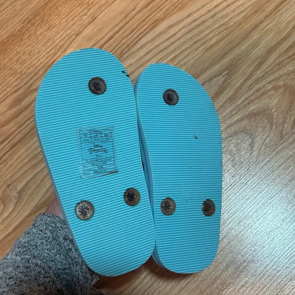 Disney Princess Little Mermaid Ariel Toddler Flip Flops Sandals Size 9/10